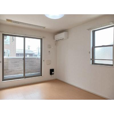 ヴィラ・ロイヤルⅠ 205【管理NO：1-018418301-02040】 ★家具家電は申し込み後に搬入しますの物件写真2