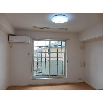プロムナード高田Ｃ 203【管理NO：1-017316201-02030】 ★家具家電は申し込み後に搬入しますの物件写真2