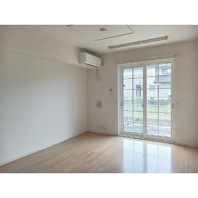 クオ・レガーロ 102【管理NO：1-016742301-01020】 ★家具家電は申し込み後に搬入します★ ★2026年11月中旬入居可能★の物件写真2