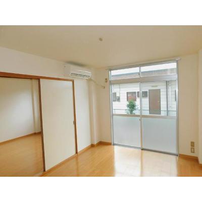 エルディム秀宝 102【管理NO：1-001528801-01020】 ★家具家電は申し込み後に搬入しますの物件写真2