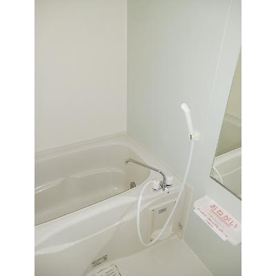 アルブル 201【管理NO：1-019995001-02010】 ★家具家電は申し込み後に搬入しますの物件写真4