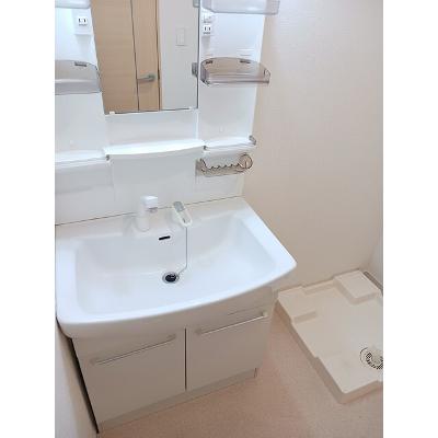 シャン・ド・フルールⅡ 205【管理NO：1-019521402-02040】 ★家具家電は申し込み後に搬入しますの物件写真6