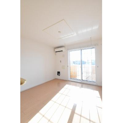 バロン　ドゥ 103【管理NO：1-018204902-01030】 ★家具家電は申し込み後に搬入しますの物件写真2