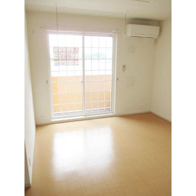 バロン　ドゥ 101【管理NO：1-018204902-01010】 ★家具家電は申し込み後に搬入しますの物件写真2