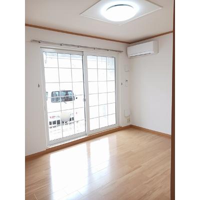 メゾン・シャルマンＡ 105【管理NO：1-011432901-01040】 ★家具家電は申し込み後に搬入しますの物件写真2