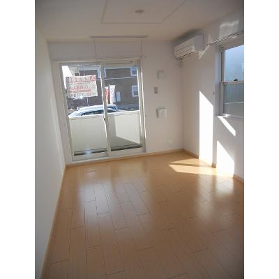 モンブラン 101【管理NO：1-015431801-01010】 ★家具家電は申し込み後に搬入します 2026年07月下旬入居可能の内観画像
