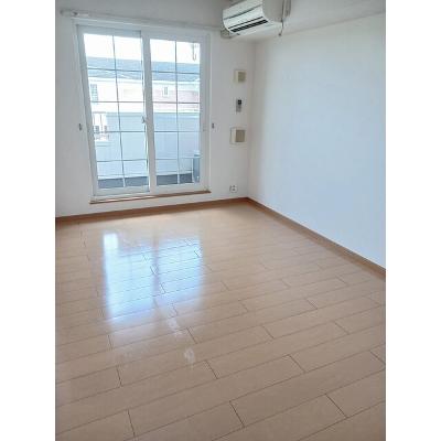 ラフィネ　ドゥ 201【管理NO：1-014491302-02010】 ★家具家電は申し込み後に搬入しますの物件写真2