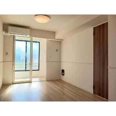 グランデ　パシエ 105【管理NO：1-027133401-01040】 ★家具家電は申し込み後に搬入します★の物件写真2