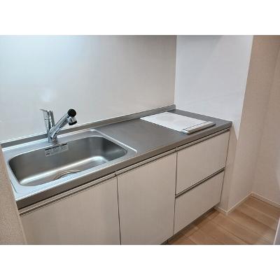 コスモハイツ・Ⅰ 102【管理NO：1-026836301-01020】 ★家具家電は申し込み後に搬入しますの物件写真3