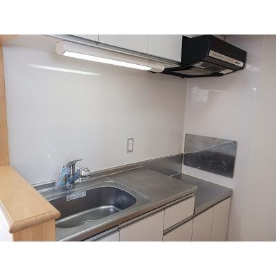 アスカ　Ｄ 105【管理NO：1-016873402-01040】 ★家具家電は申し込み後に搬入します 2026年07月中旬入居可能の物件写真3