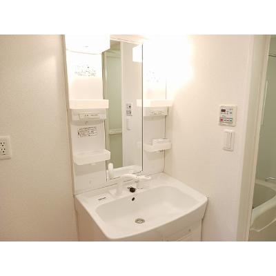 apartment 栃木県鹿沼市上石川１１６３－７ 

↓地図はこちらから