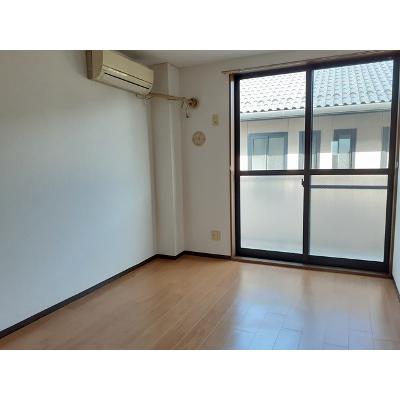 パルネット藤田 201【管理NO：1-007384801-02010】 ★家具家電は申し込み後に搬入しますの物件写真2