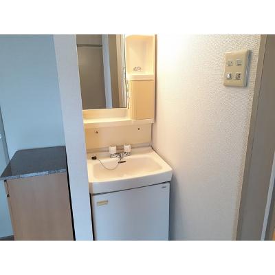 サンパティークⅠ 101【管理NO：1-005890101-01010】 ★家具家電は申し込み後に搬入しますの物件写真6