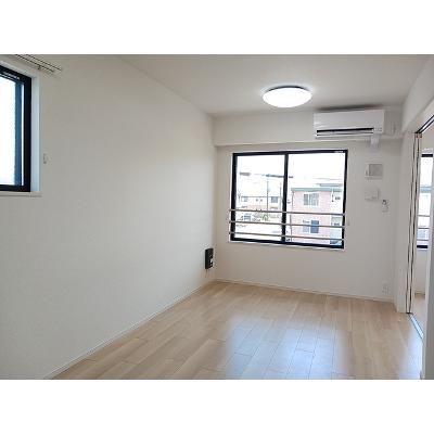 バリーフィールド　Ｂ 202【管理NO：1-028704502-02020】 ★家具家電は申し込み後に搬入しますの物件写真2