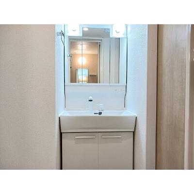 エレガント 303【管理NO：1-028256101-03030】 ★家具家電は申し込み後に搬入しますの物件写真6