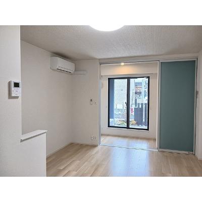 ジョイ　ハウス 101【管理NO：1-027474201-01010】 ★家具家電は申し込み後に搬入しますの物件写真2