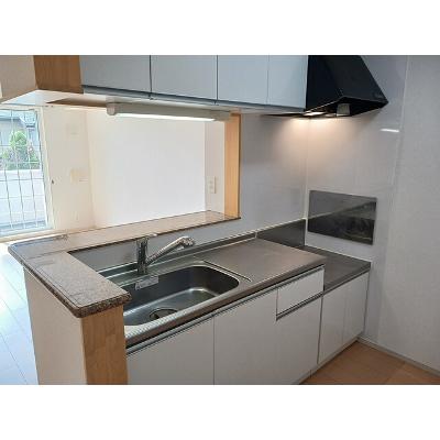 アン・ボヌールＡ 102【管理NO：1-018179201-01020】 ★家具家電は申し込み後に搬入しますの物件写真3