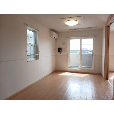 ブランシェントＡ 203【管理NO：1-016409301-02030】 ★家具家電は申し込み後に搬入します★ ★2026年11月上旬入居可能★の物件写真2