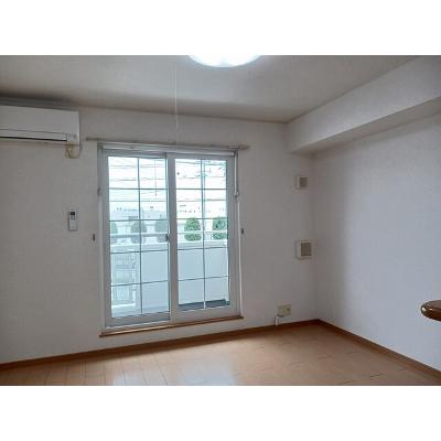 ブリアンハイムＡ 202【管理NO：1-014615401-02020】 ★家具家電は申し込み後に搬入しますの物件写真2
