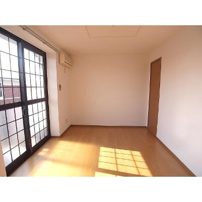 フトゥールムⅡ 202【管理NO：1-010296202-02020】 ★家具家電は申し込み後に搬入しますの物件写真2