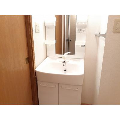シャンペトレⅡ 202【管理NO：1-009353402-02020】 ★家具家電は申し込み後に搬入しますの物件写真6