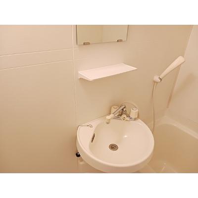 エリール千野根 202【管理NO：1-005227701-02020】 ★家具家電は申し込み後に搬入しますの物件写真6