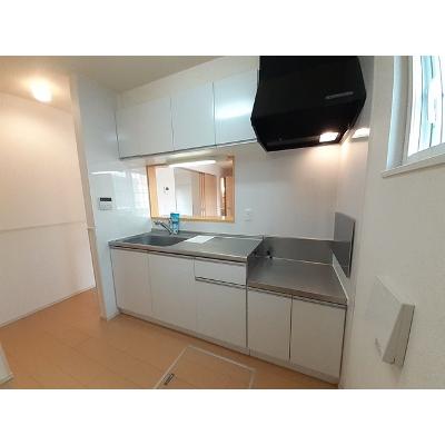 ラ・フランセ５ 101【管理NO：1-018936101-01010】 ★家具家電は申し込み後に搬入します★の物件写真3