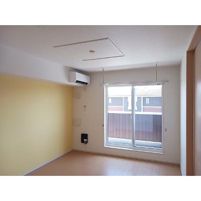 グローバル・ハイツⅤ 202【管理NO：1-015887502-02020】 ★家具家電は申し込み後に搬入しますの物件写真2