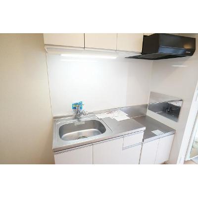 ヒーローハウス 103【管理NO：1-019156501-01030】 ★家具家電は申し込み後に搬入します★の物件写真3