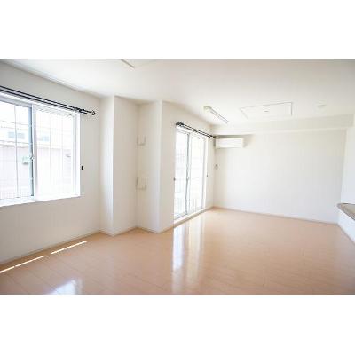 サンレミＢ 102【管理NO：1-019118702-01020】 ★家具家電は申し込み後に搬入します 2026年07月中旬入居可能の物件写真2