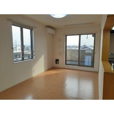 プチボヌール 301【管理NO：1-019114601-03010】 ★家具家電は申し込み後に搬入しますの物件写真2