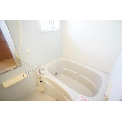 マグノリア 202【管理NO：1-015461201-02020】 ★家具家電は申し込み後に搬入しますの物件写真4
