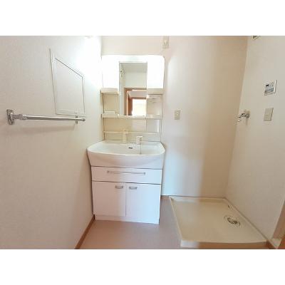 ペルル　Ⅴ 203【管理NO：1-014220201-02030】 ★家具家電は申し込み後に搬入しますの物件写真6
