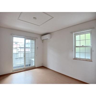 グリシーナ 101【管理NO：1-014657101-01010】 ★家具家電は申し込み後に搬入しますの物件写真2