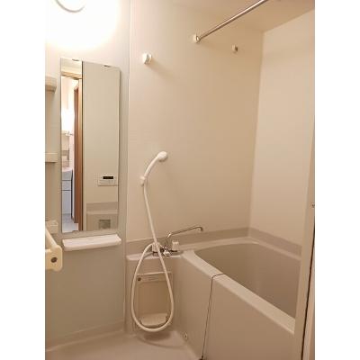 グリシーナ 101【管理NO：1-014657101-01010】 ★家具家電は申し込み後に搬入しますの物件写真4