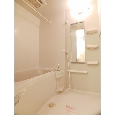アユム・Ａ 102【管理NO：1-013768401-01020】 ★家具家電は申し込み後に搬入します★の物件写真4