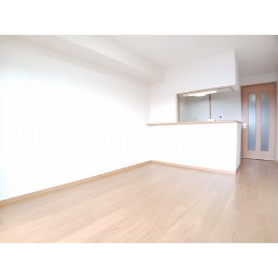 Ｚｅｐｈｙｒ　ゼファー 303【管理NO：1-012964201-03030】 ★家具家電は申し込み後に搬入しますの物件写真2