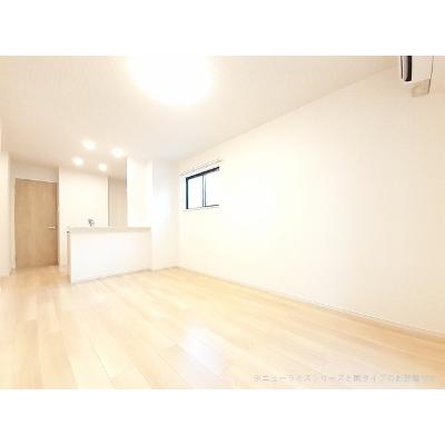 メイプルヒルズ 101【管理NO：1-028435601-01010】 ★家具家電は申し込み後に搬入します★ ★2026年10月上旬入居可能★の物件写真2