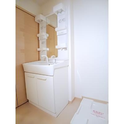 apartment 栃木県佐野市田沼町字中道１０９７－１ 

↓地図はこちらから
