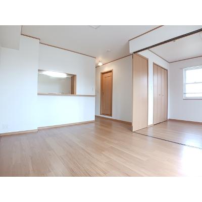 ファインロイテⅣ 203【管理NO：1-013299402-02030】 ★家具家電は申し込み後に搬入します★の物件写真2