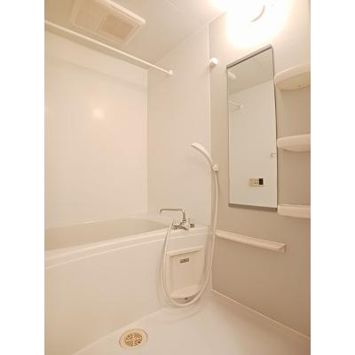 グラン　コート 204【管理NO：1-012900901-02040】 ★家具家電は申し込み後に搬入します★の物件写真4