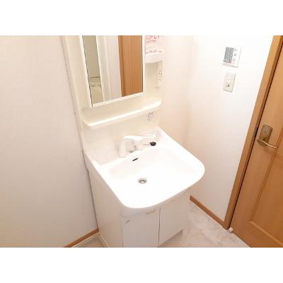 apartment 栃木県佐野市高萩町１２２０－１ 

↓地図はこちらから