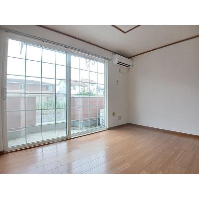 メゾン　かたくり 102【管理NO：1-010146801-01020】 ★家具家電は申し込み後に搬入しますの物件写真2
