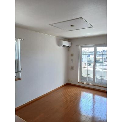 シイナハイツⅡ 201【管理NO：1-014057901-02010】 ★家具家電は申し込み後に搬入します★ ★2026年09月下旬入居可能★の物件写真2