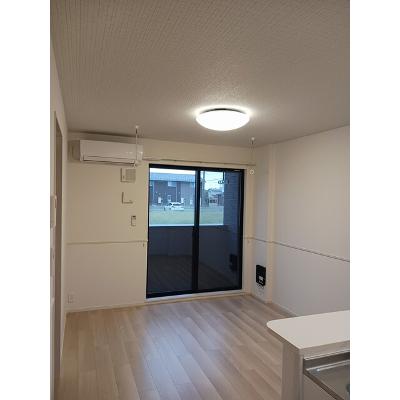 スカイ・ヒル 102【管理NO：1-028679201-01020】 ★家具家電は申し込み後に搬入します 2026年09月下旬入居可能の物件写真2