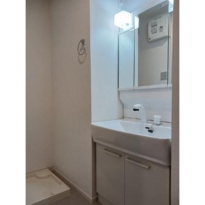 サツキＢ 102【管理NO：1-028243602-01020】 ★家具家電は申し込み後に搬入します★の物件写真6