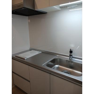 サツキＡ 101【管理NO：1-028243601-01010】 ★家具家電は申し込み後に搬入します★の物件写真3