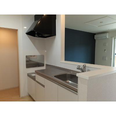 アヴェニール　Ⅱ 102【管理NO：1-021615402-01020】 ★家具家電は申し込み後に搬入しますの物件写真3