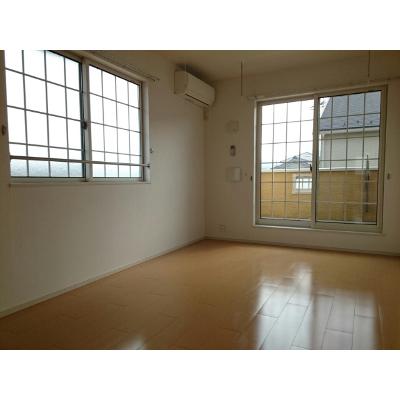 ブラン・フレール 201【管理NO：1-018556601-02010】 ★家具家電は申し込み後に搬入します★の物件写真2