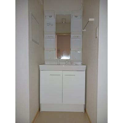 シイナハイツⅢ 203【管理NO：1-016635501-02030】 ★家具家電は申し込み後に搬入しますの物件写真6